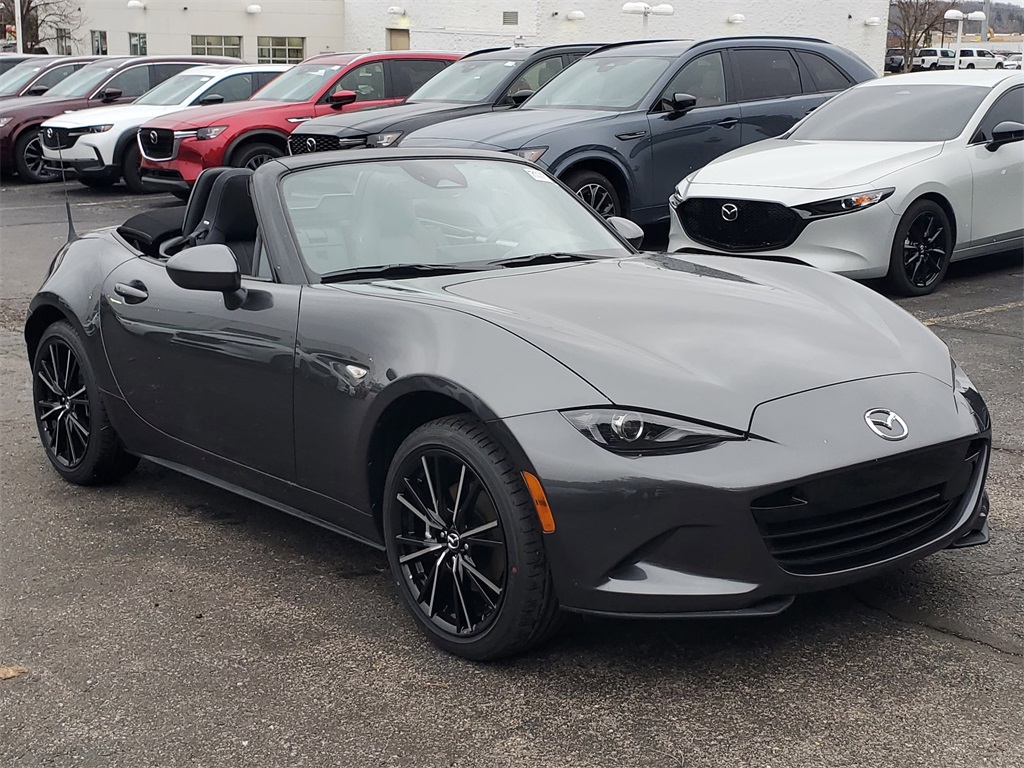 2025 Mazda MX-5 Miata Miata Grand Touring photo 4