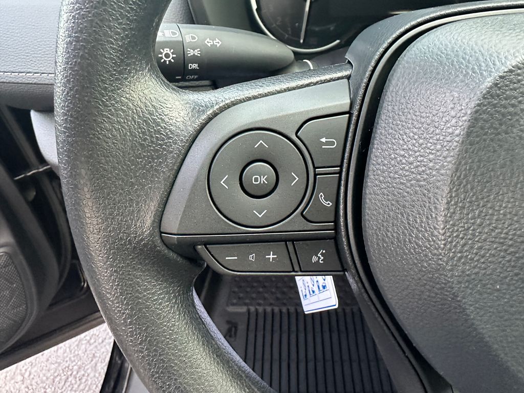 2025 Toyota RAV4 LE photo 19