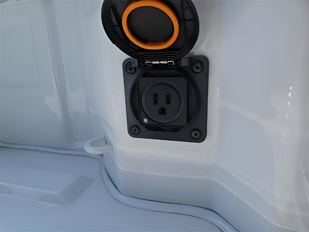 2024 Gmc Sierra Elevation photo 12