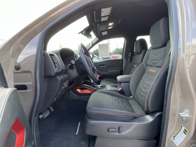 2024 Nissan Frontier PRO-X photo 9