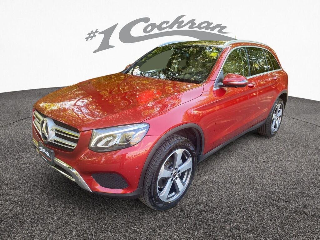 2018 Mercedes Benz GLC 300 4MATIC photo 3