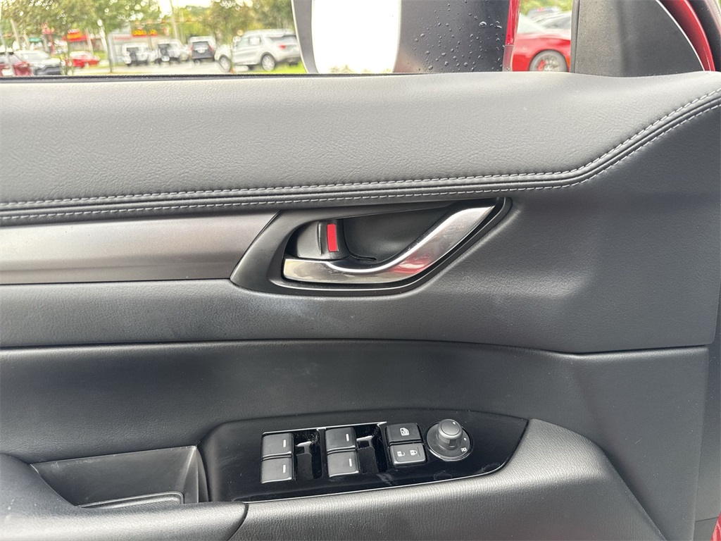 2022 Mazda CX-5 2.5 S Preferred photo 13