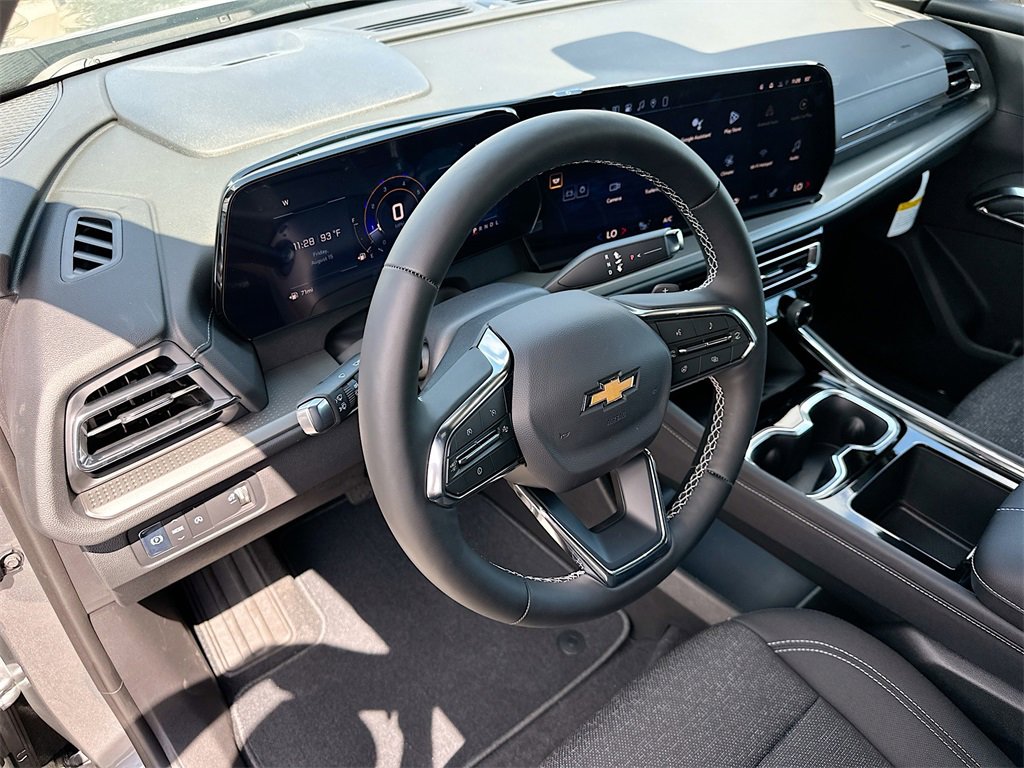 2026 Chevrolet Traverse photo 6