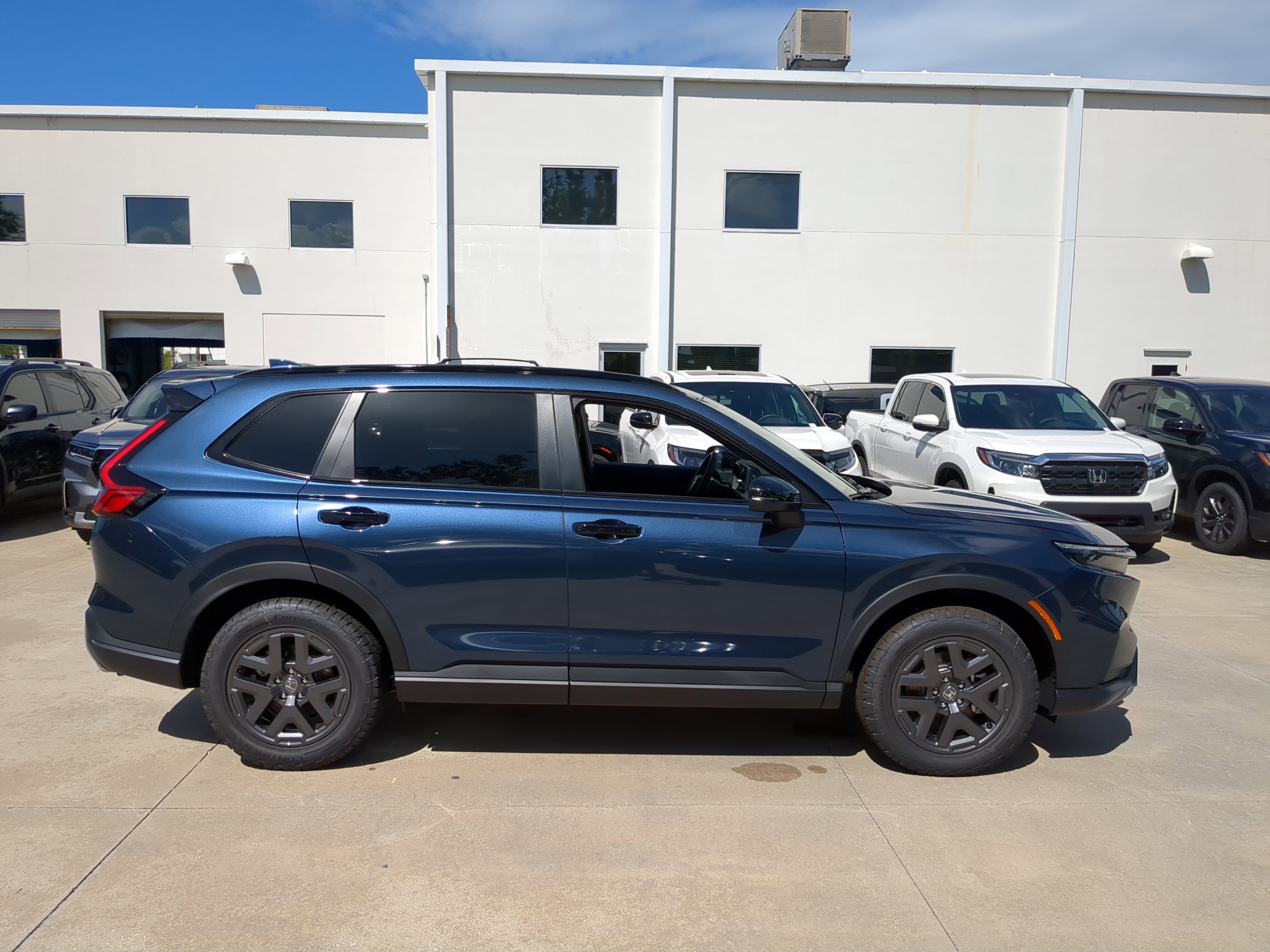 2026 Honda CR-V Hybrid photo 3