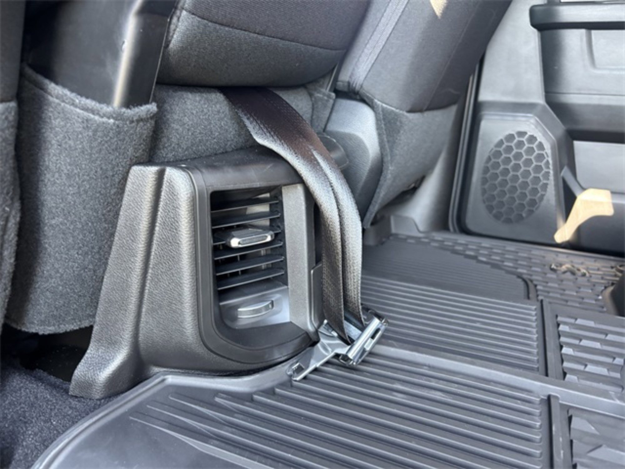 2026 Ram 2500 Tradesman photo 24