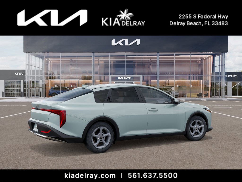 2025 Kia K4 LXS photo 4