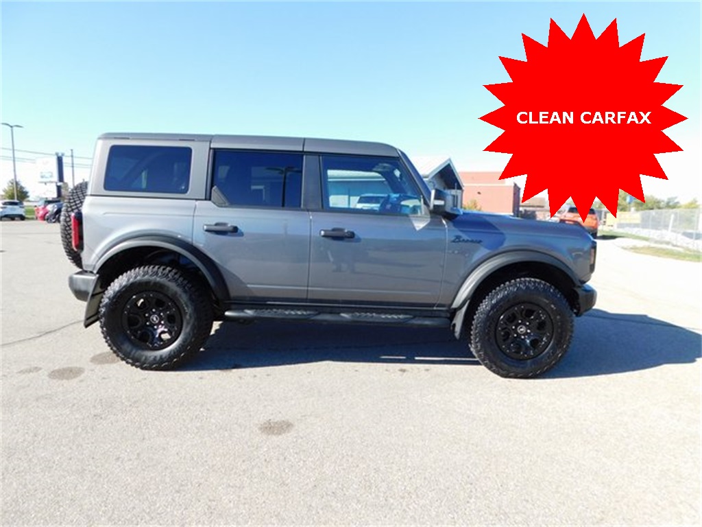 2023 Ford Bronco Wildtrak photo 2