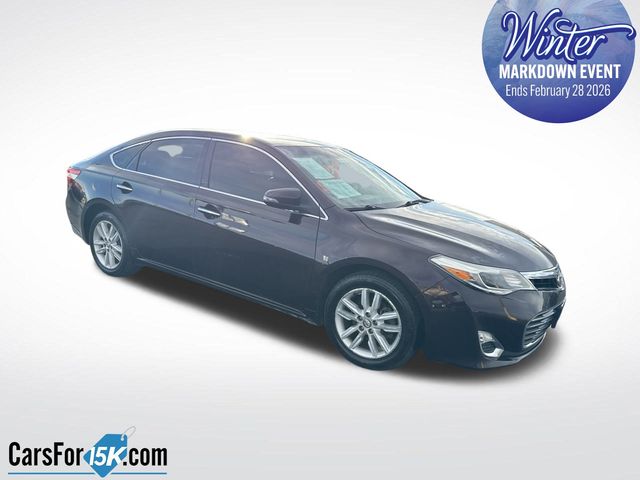 2015 Toyota Avalon XLE's photo