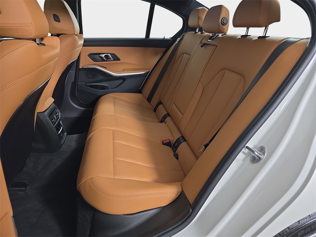 2025 Bmw 330i xDrive Sedan photo 13