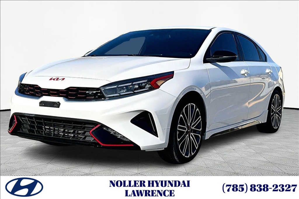 2022 Kia FORTE GT's photo