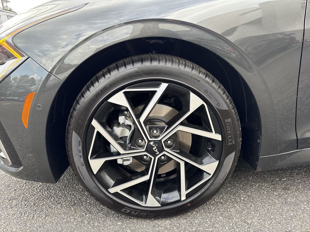 2025 Kia K5 EX photo 11