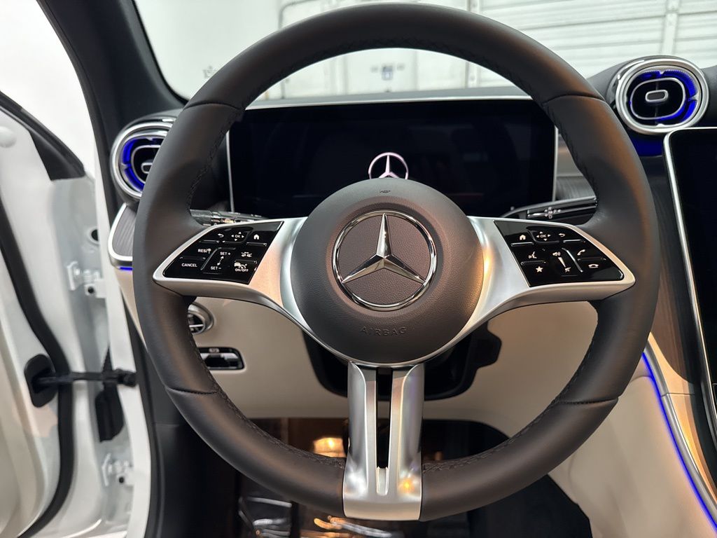 2026 Mercedes Benz GLC 300 photo 15