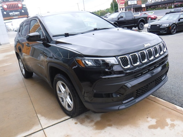 2023 Jeep Compass Sport photo 5