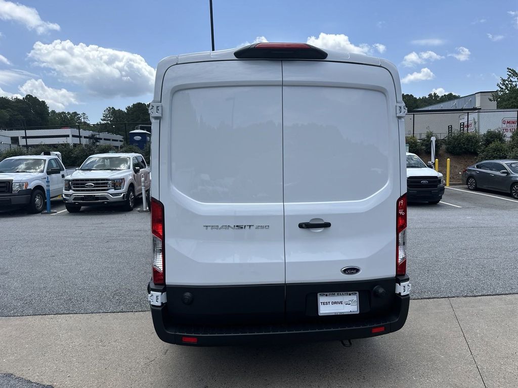 2024 Ford Transit Cargo Van photo 4