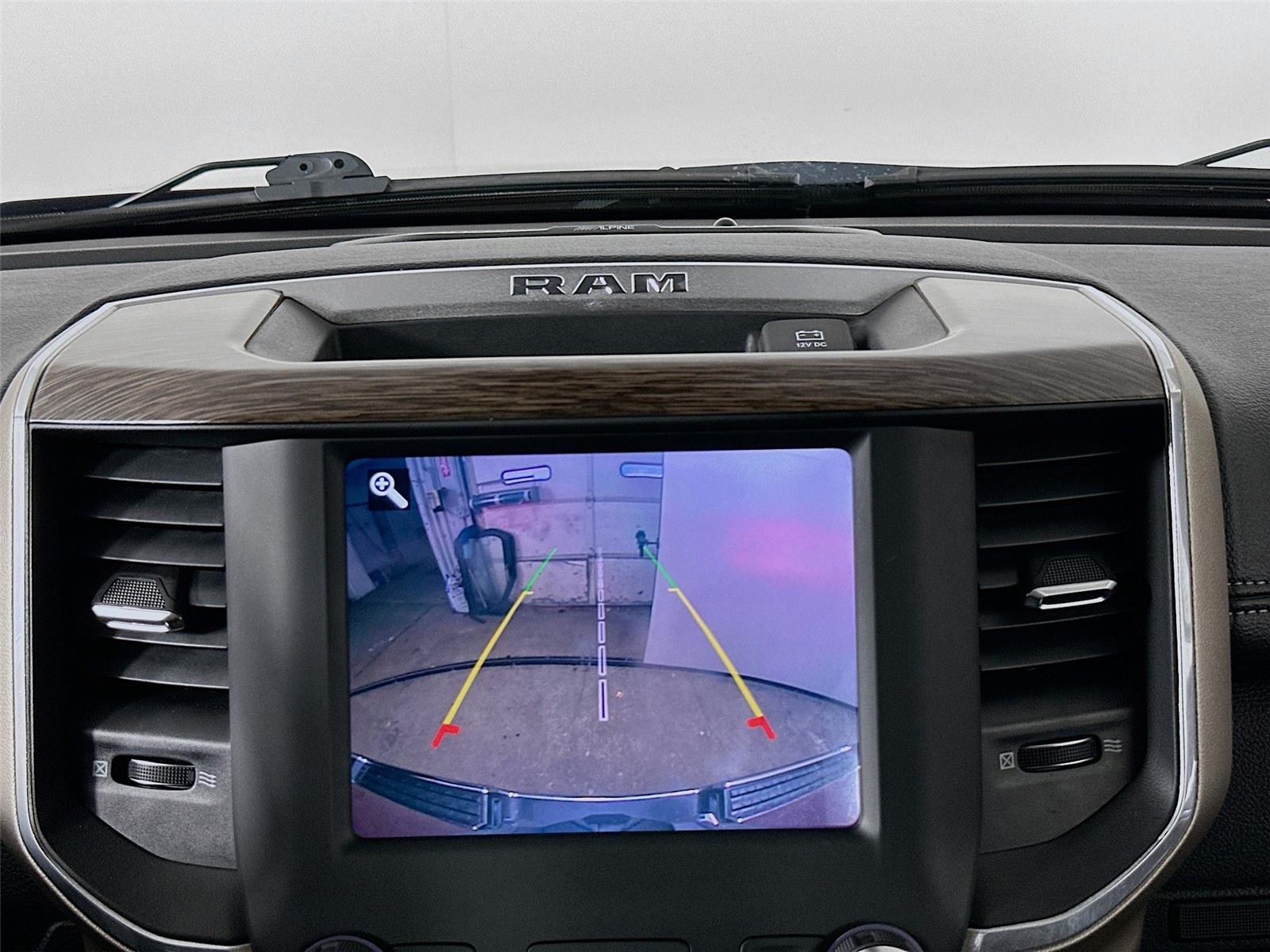 2020 Ram 1500 Laramie photo 13