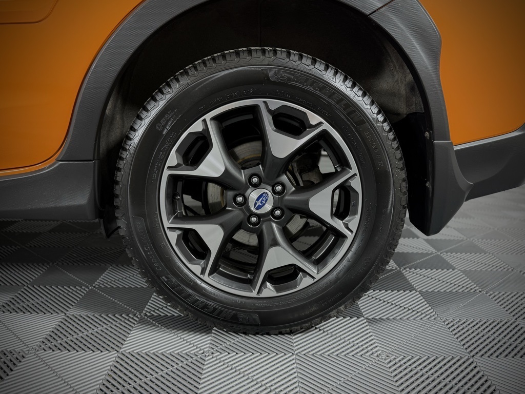 2018 Subaru Crosstrek 2.0i Premium photo 16