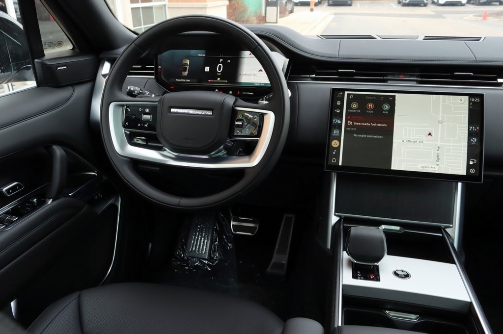 2025 LAND ROVER RANGE ROVER - Image 13