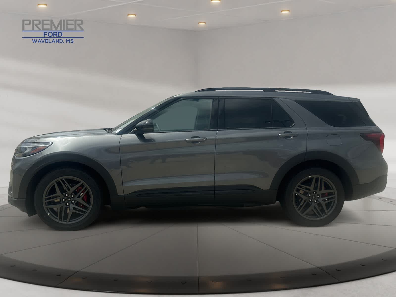 2025 Ford Explorer ST photo 2