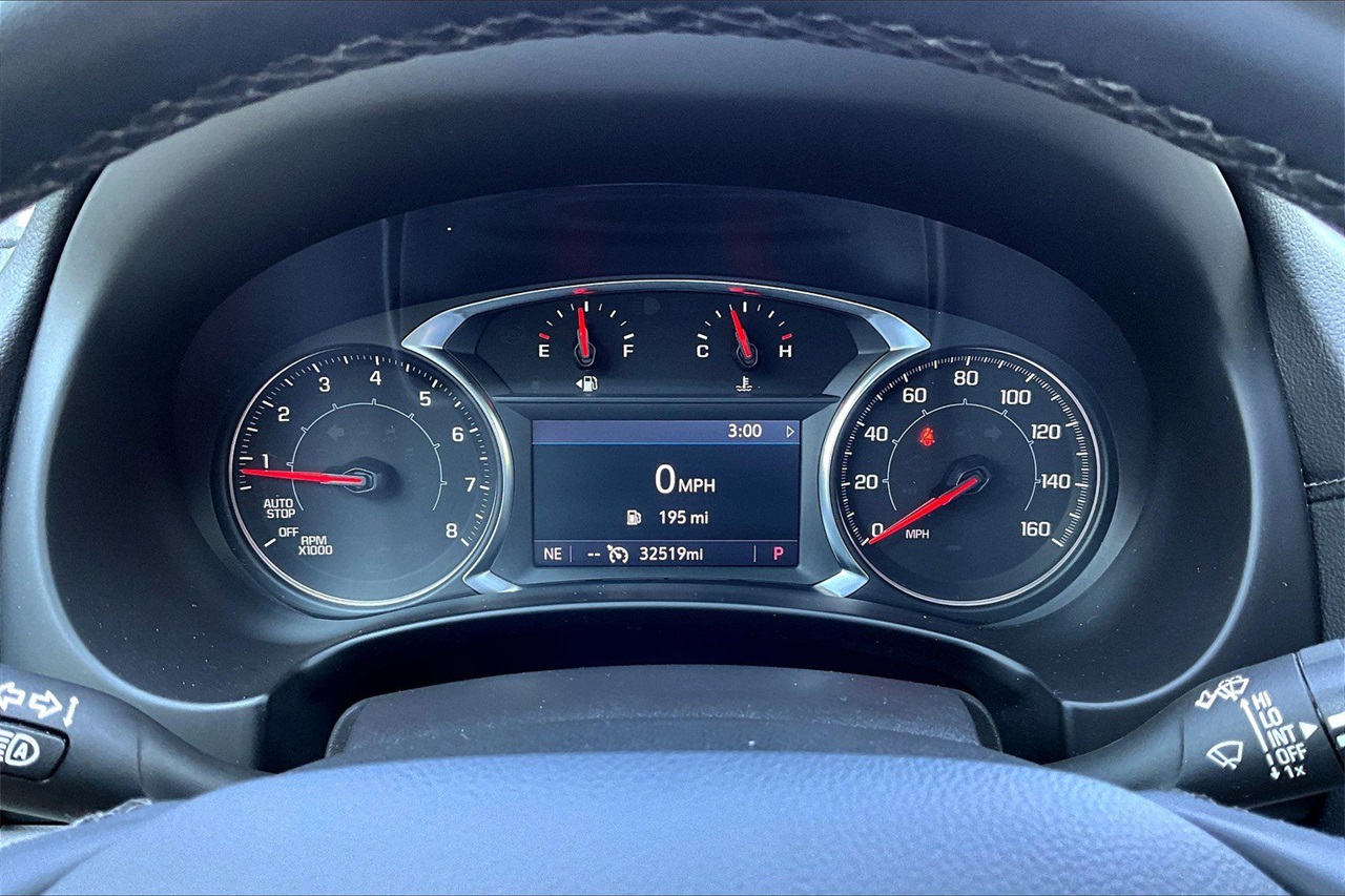 2024 Gmc Terrain SLT photo 9