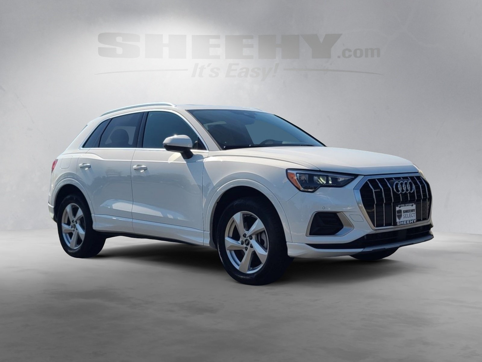2022 Audi Q3 Premium photo 2