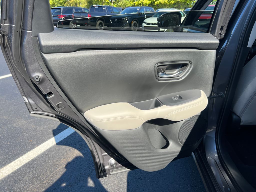 2026 Honda HR-V LX photo 16