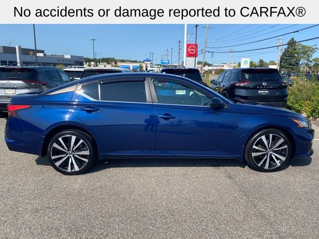 2019 Nissan Altima 2.5 SR photo 2