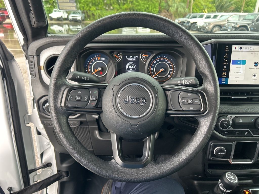 2024 Jeep Gladiator Sport photo 15