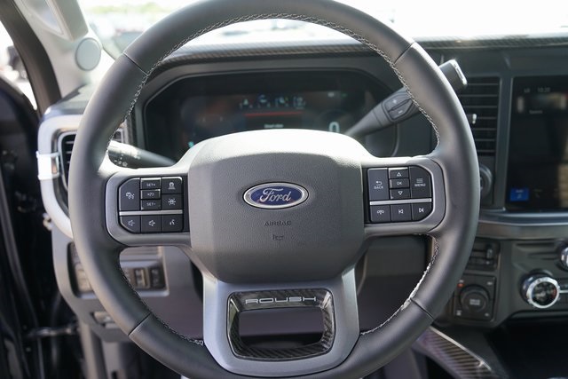 2025 FORD F-250 - Image 42