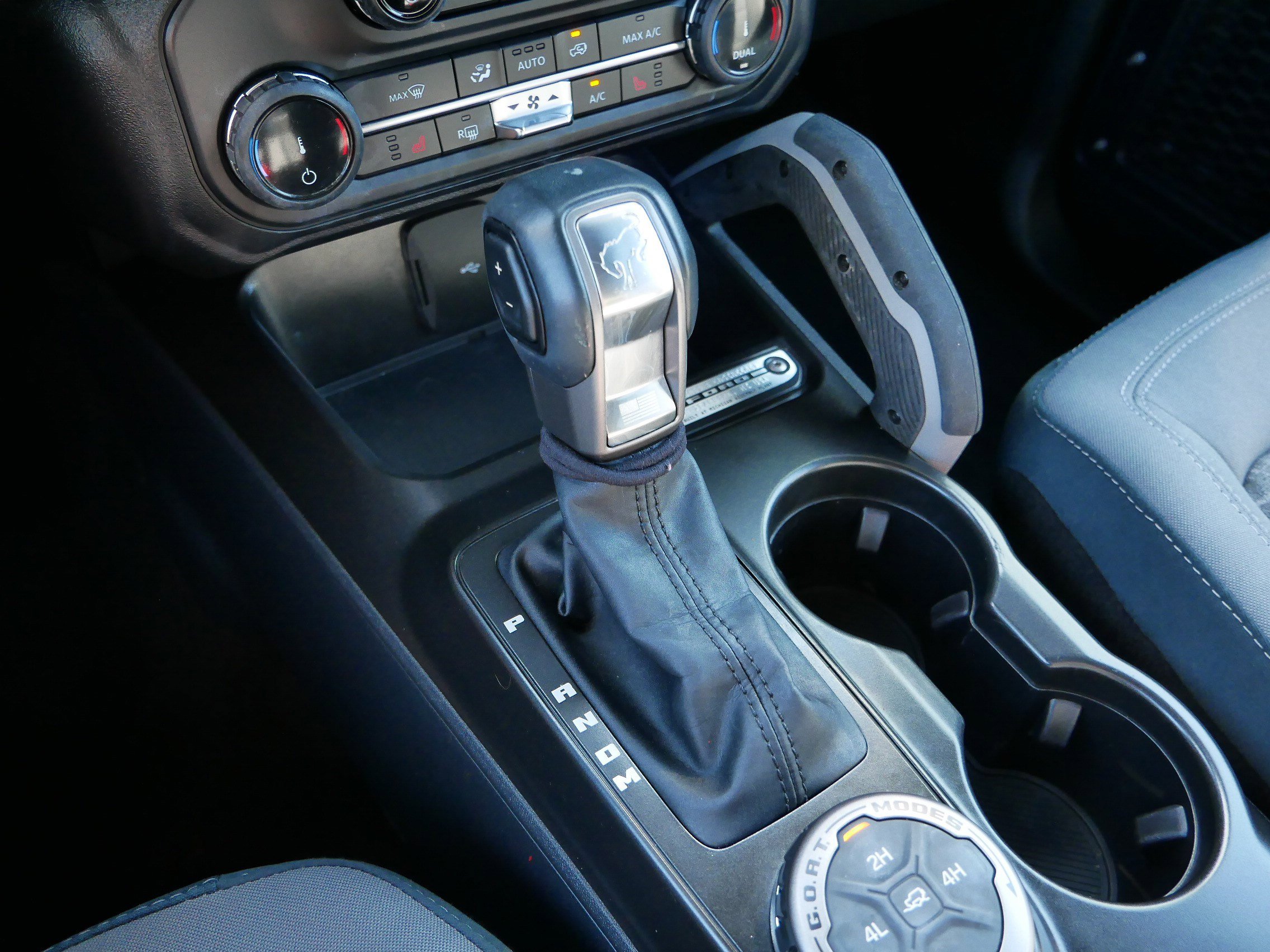 2022 Ford Bronco Outer Banks photo 24