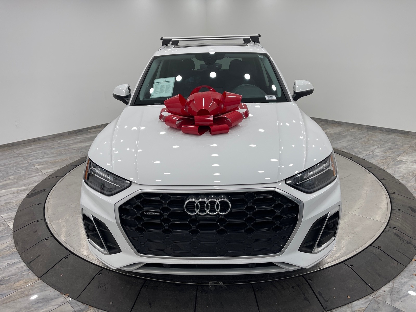 2022 Audi Q5 S line Premium Plus photo 2