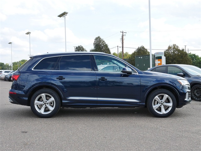 2024 Audi Q7 45 Premium Plus photo 6