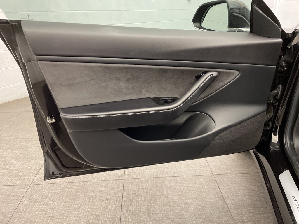 2018 Tesla Model 3 Long Range photo 14