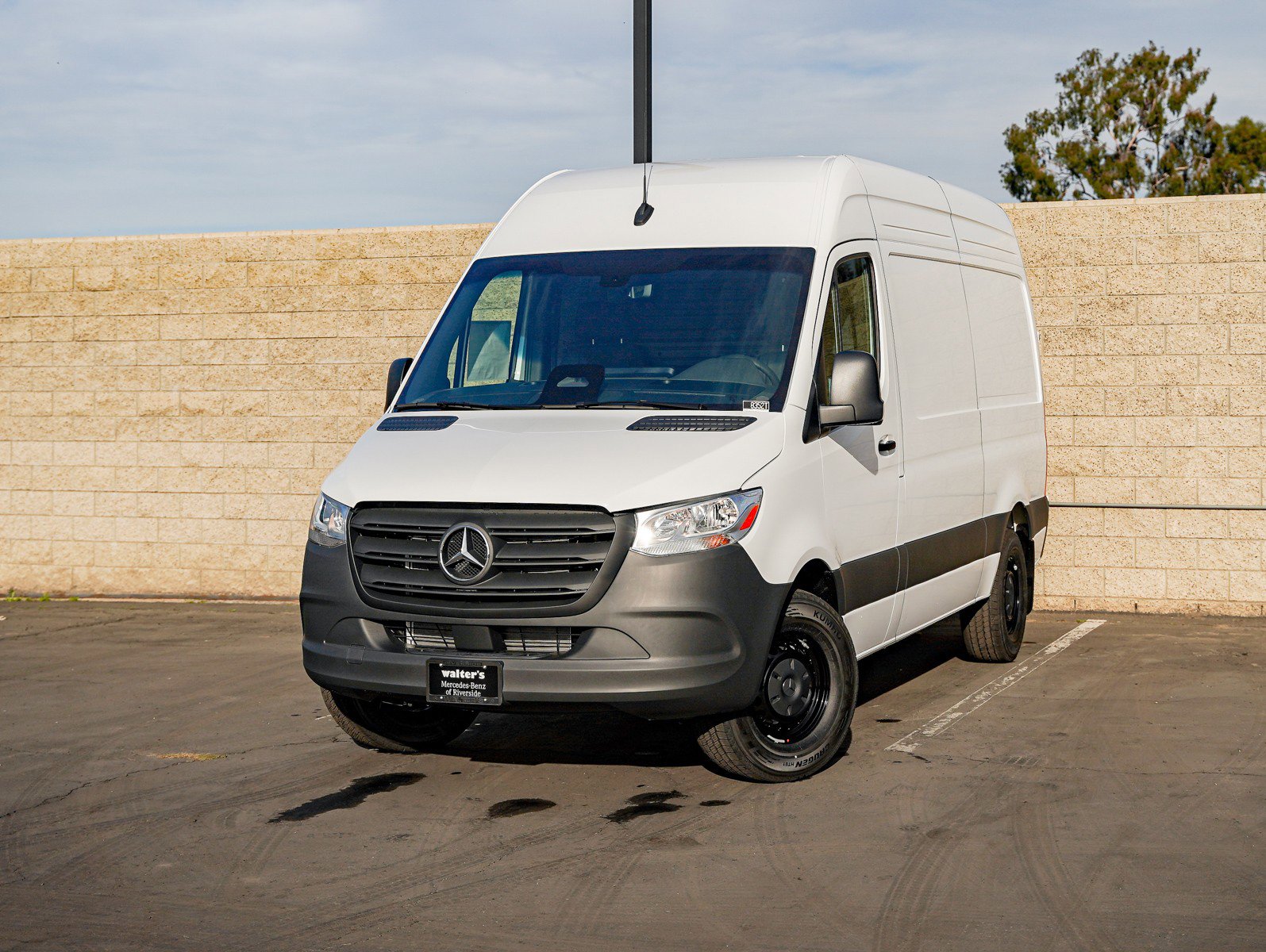 2026 Mercedes-Benz Sprinter Cargo Van Base's photo
