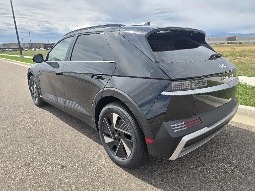 2025 Hyundai Ioniq 5 SEL photo 3