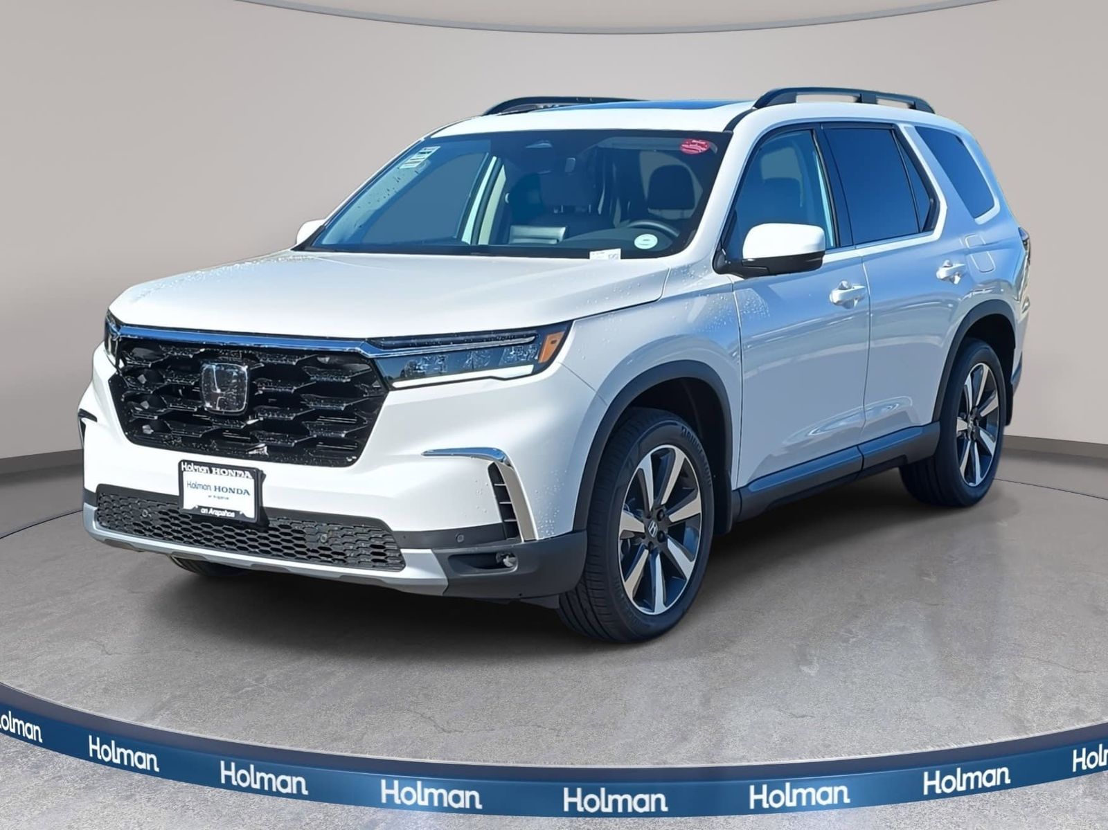 2025 Honda Pilot Touring's photo