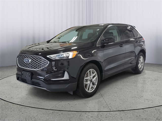 2024 Ford Edge SEL photo 5