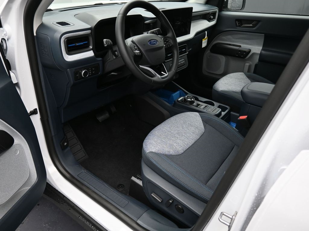 2025 Ford Maverick XLT photo 7