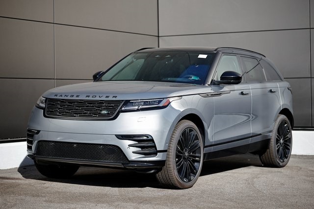 2026 Land Rover Range Rover Velar Dynamic SE's photo