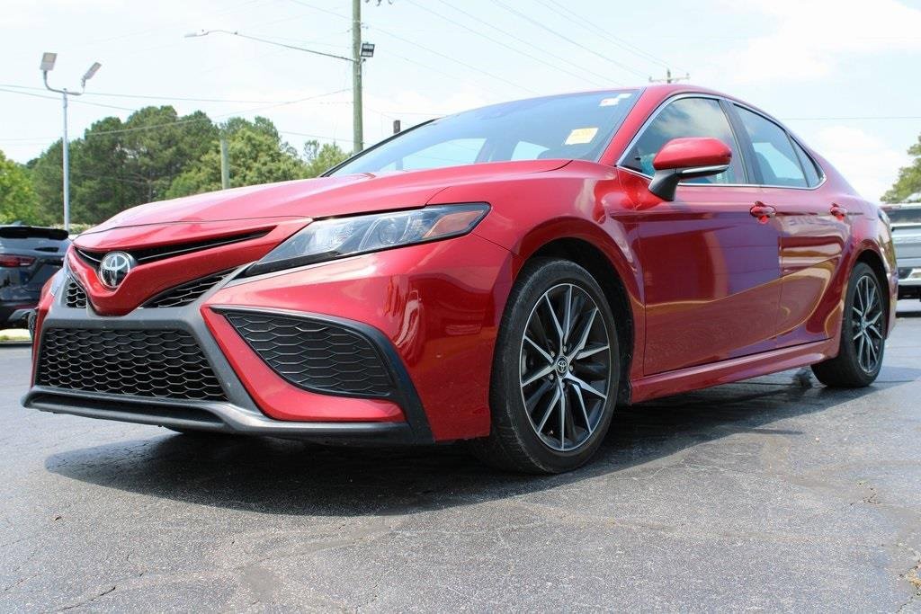 2023 Toyota Camry SE photo 2