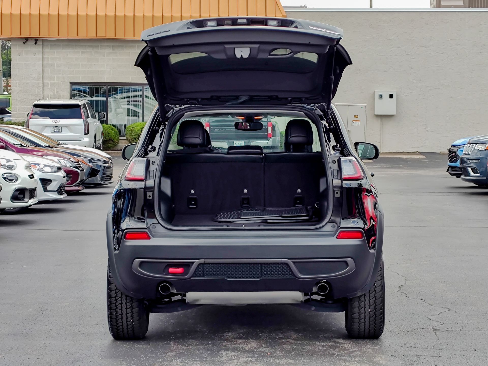 2022 Jeep Cherokee Trailhawk photo 32