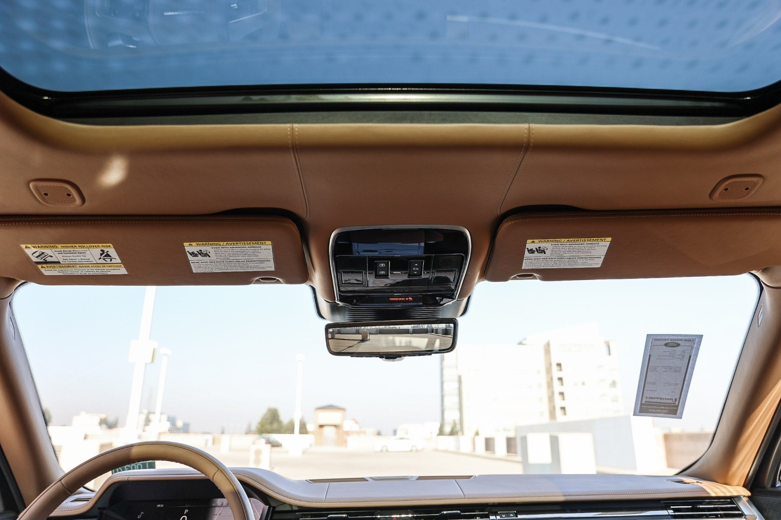 2025 Land Rover Range Rover SV photo 15