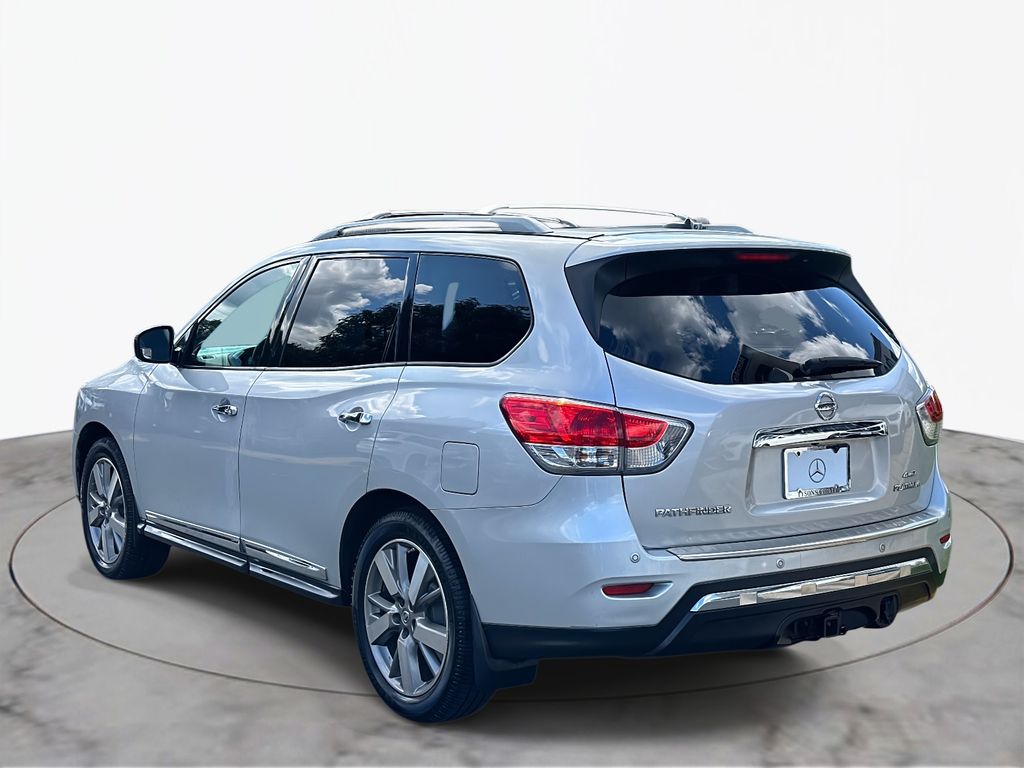 2014 Nissan Pathfinder Platinum photo 10