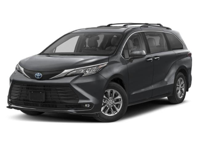 2025 Toyota Sienna XLE's photo