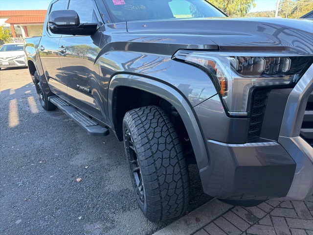 2023 Toyota Tundra Limited's photo