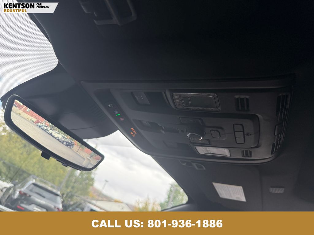 2024 Gmc Yukon Denali photo 25