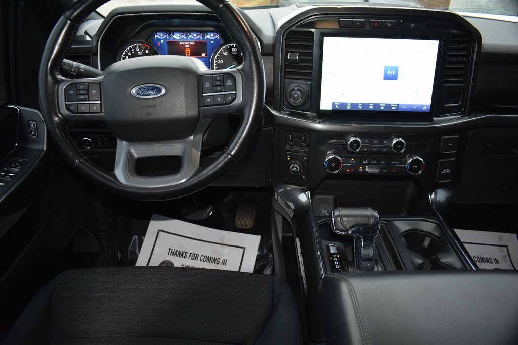 2022 Ford F-150 XLT photo 3