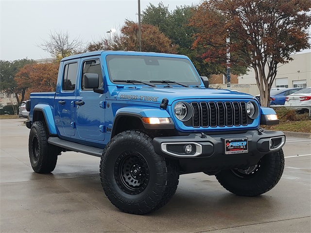 2025 Jeep Gladiator High Tide's photo