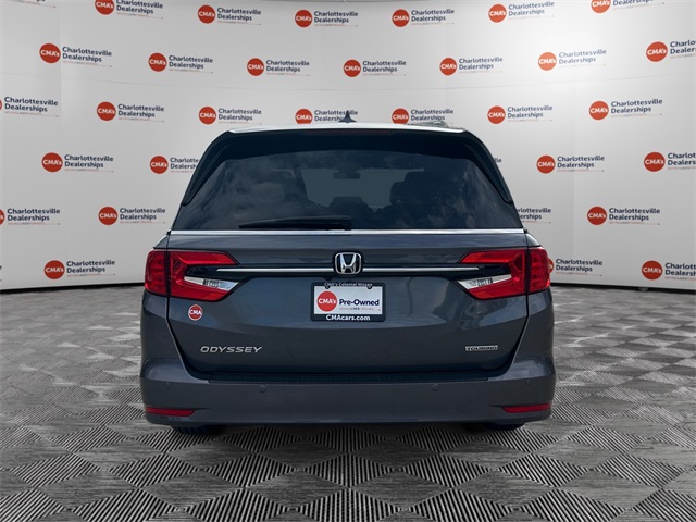 2022 Honda Odyssey Touring photo 4