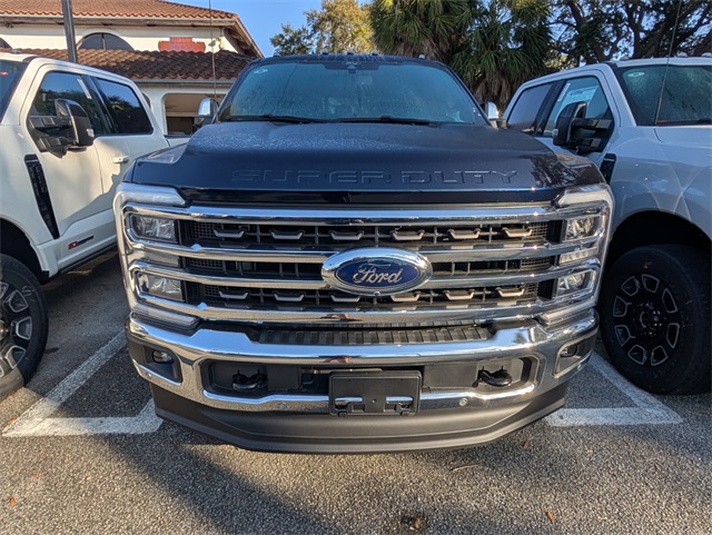 2025 Ford F-250 King Ranch photo 3