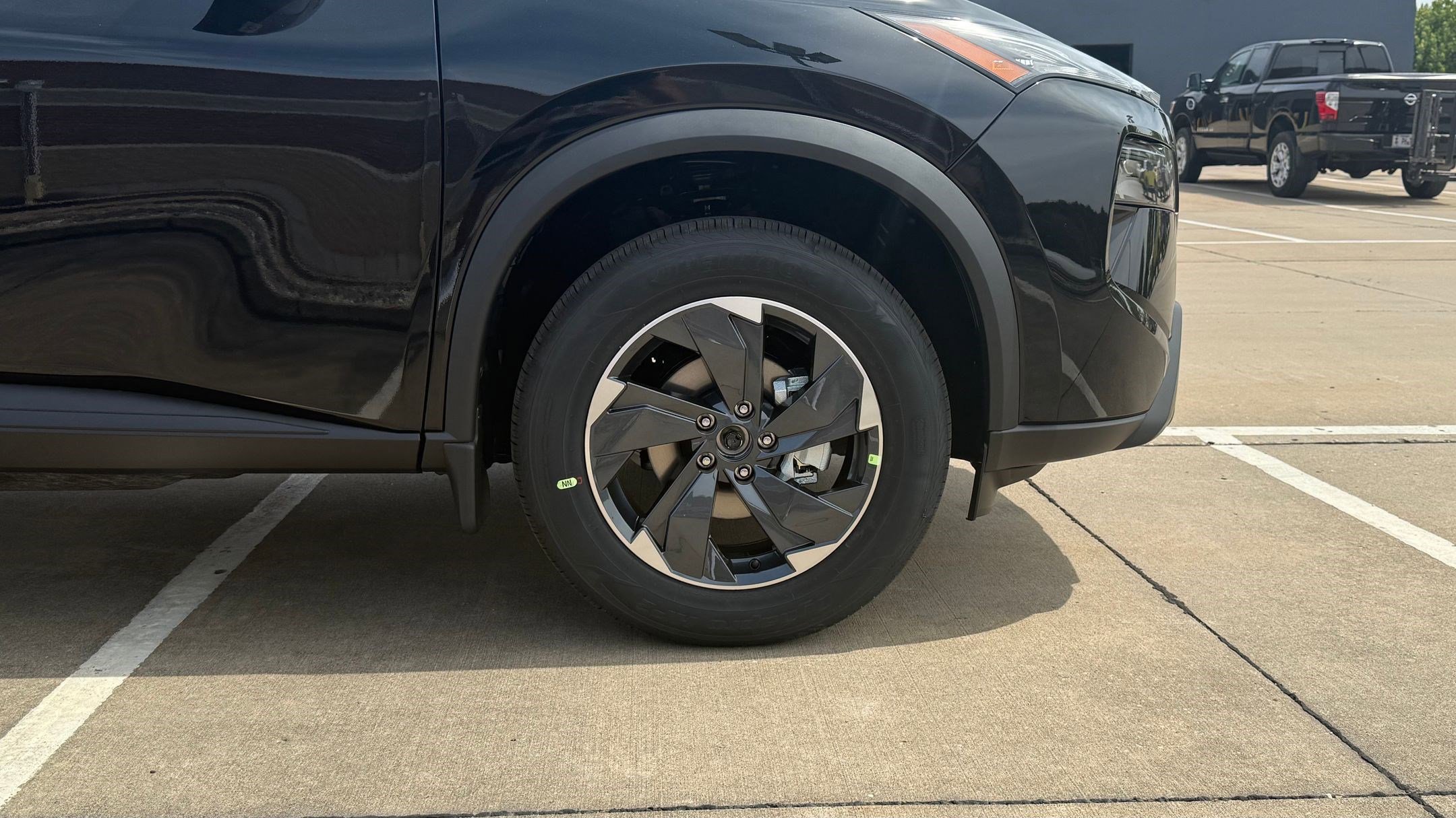 2026 Nissan Rogue SV photo 8